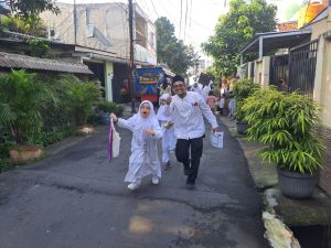 Pak Eka & Inara di Pawai