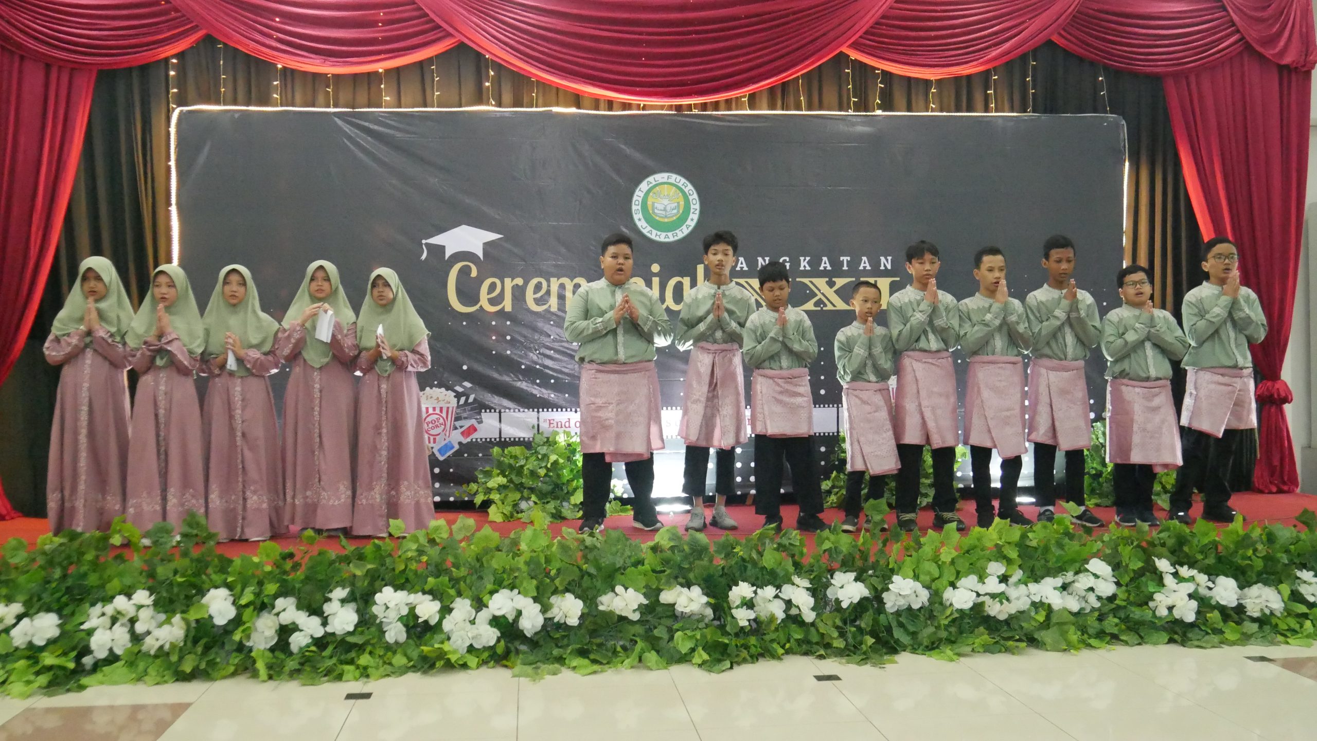 Penampilan Drama oleh kelas 6 Angkatan XXI pada Ceremonial Apresiasi Angkatan XXI SDIIT Al-Furqon