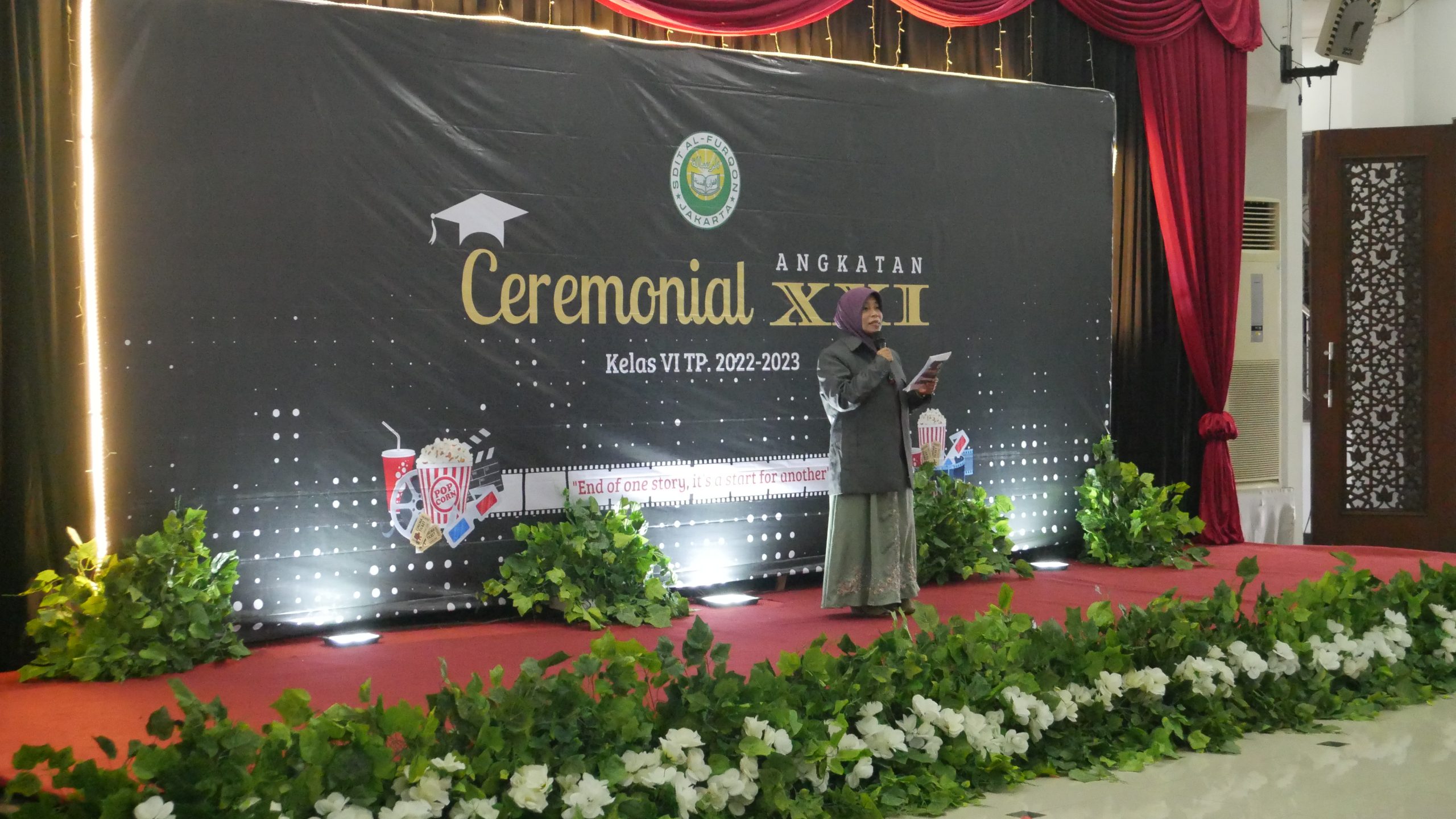 Sambutan Ibu Kepala Sekolah Andriani Spd pada Ceremonial Angkatan XXI (21)