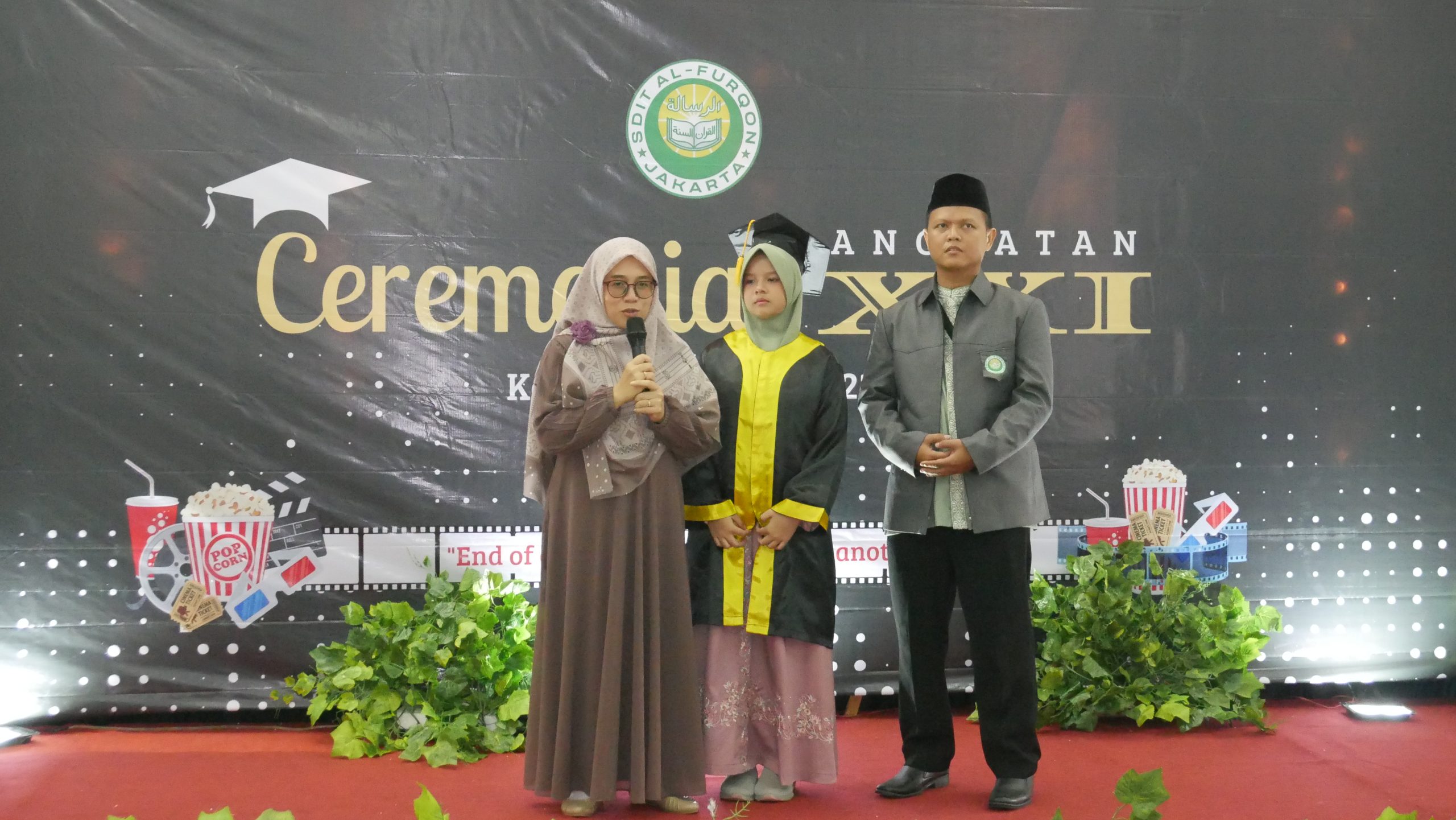 Sambutan dari Perwakilan Orang Tua Siswa Hana Ghoida Zahirah pada Ceremonial Angkatan XXI SDIT Al-Furqon