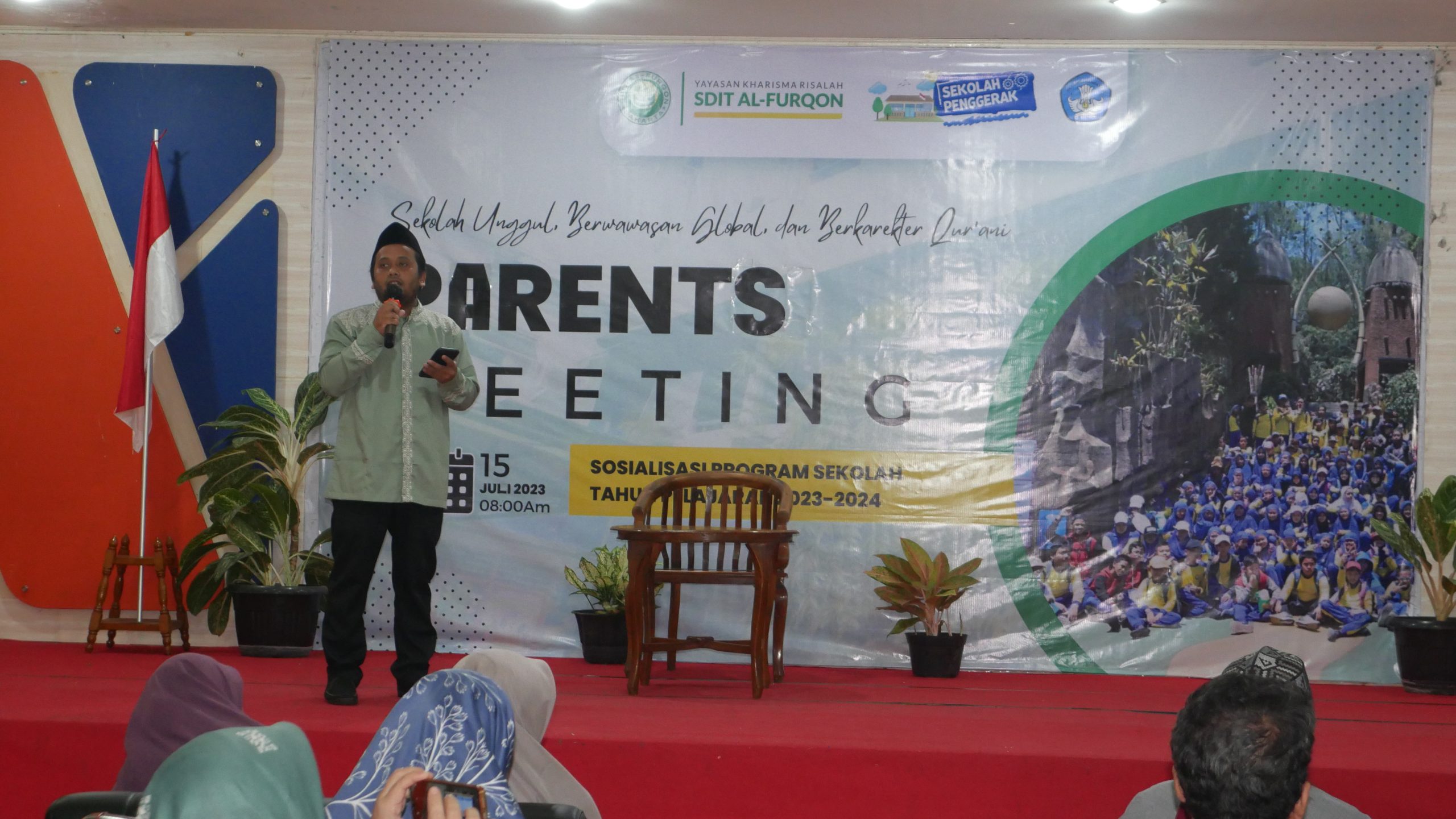 Penjabaran oleh Bapak Baikuni Koordinator UMMI pada Parents Meeting