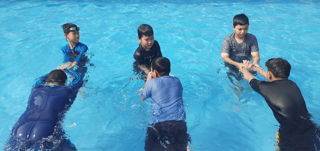 Latihan renang mujahid kelas 5 dan 6 15 September 2023