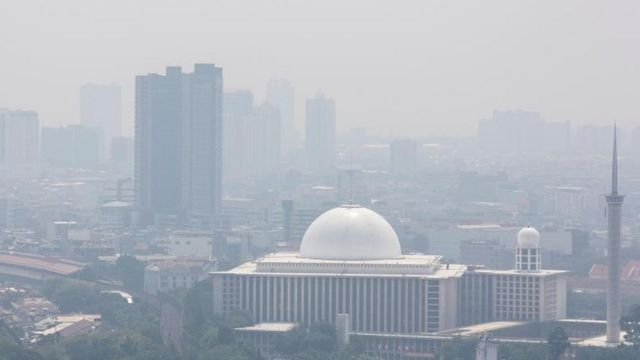 Kondisi polusi udara yang buruk di Jakarta