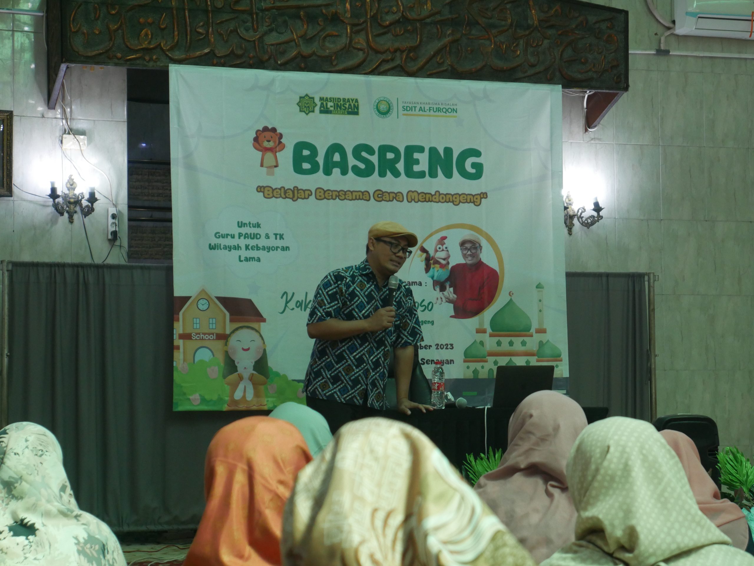 Pemaparan materi oleh Ka Awam Prakoso pada Basreng 2023