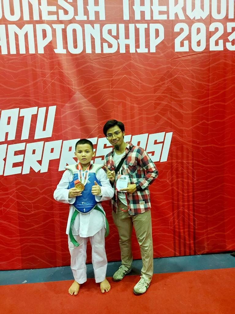 Gibran bersama Sabeum Safi medali Emas