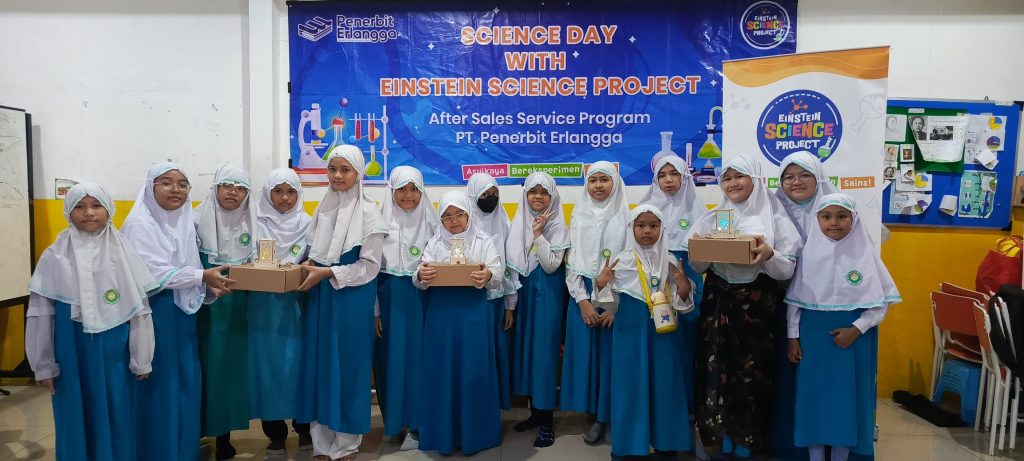 Einstein Science Project Kelas Tinggi Mujahidah_1