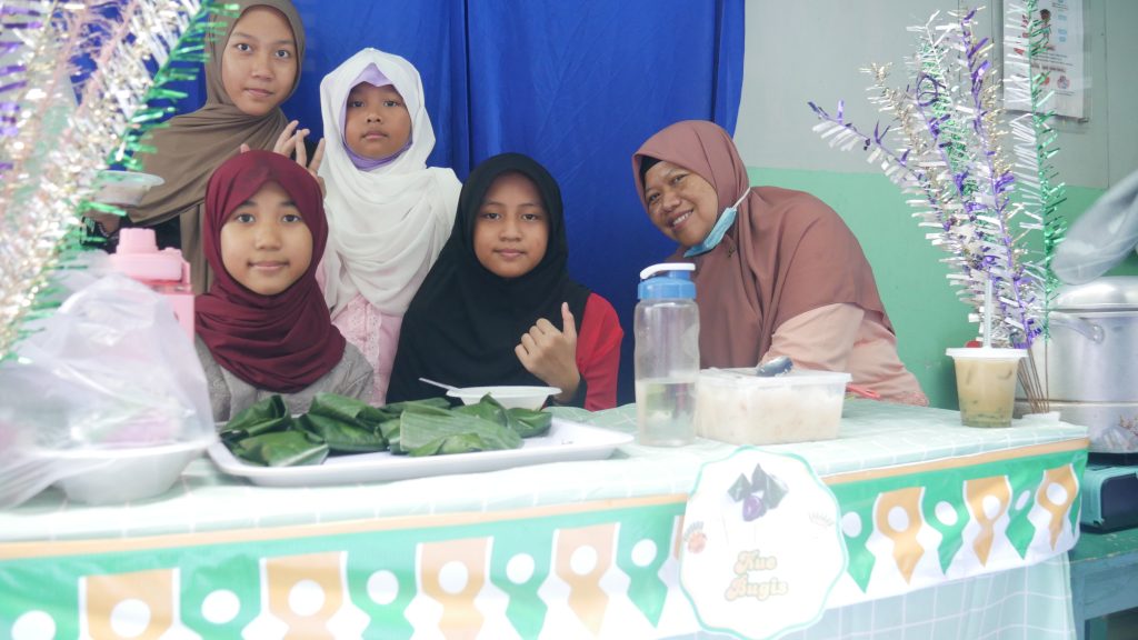 Stand Kue Bugis Acara Puncak P5 2024 SDIT Al-Furqon