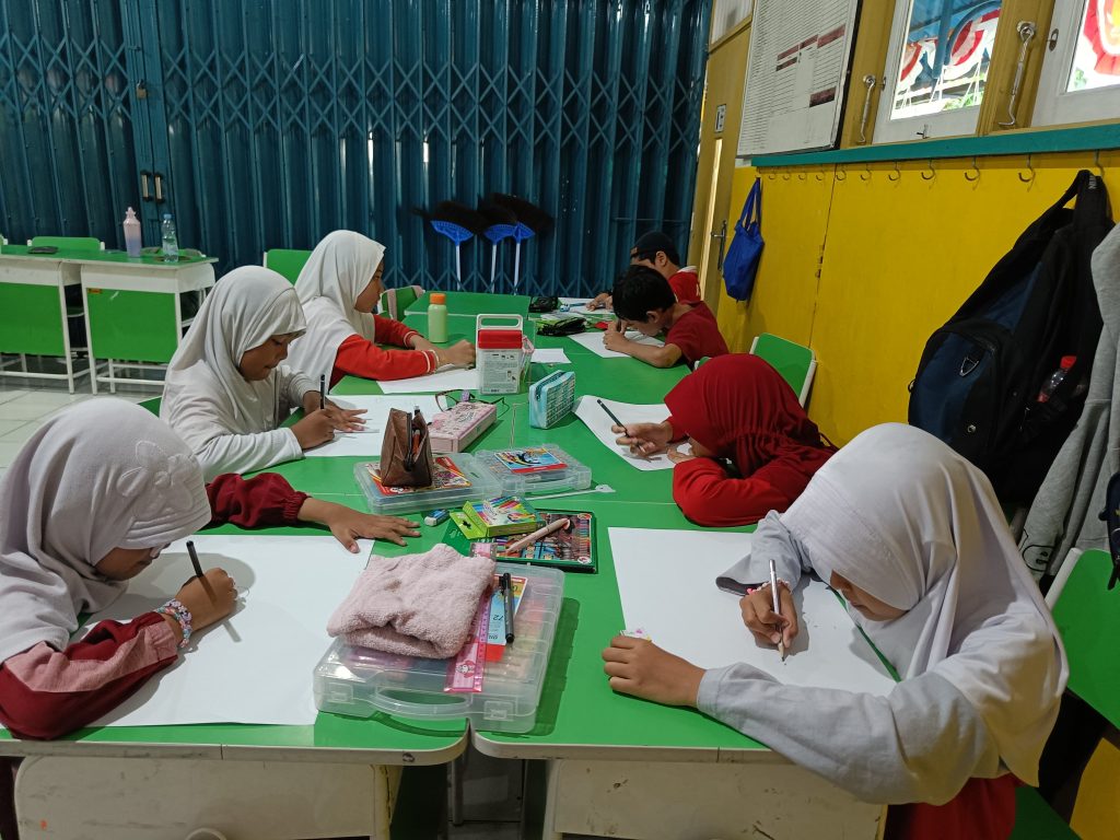 cerita bergambar mujahidah_2 pada Perayaan Hari Kemerdekaan Indonesia ke-79 di SDIT Al-Furqon