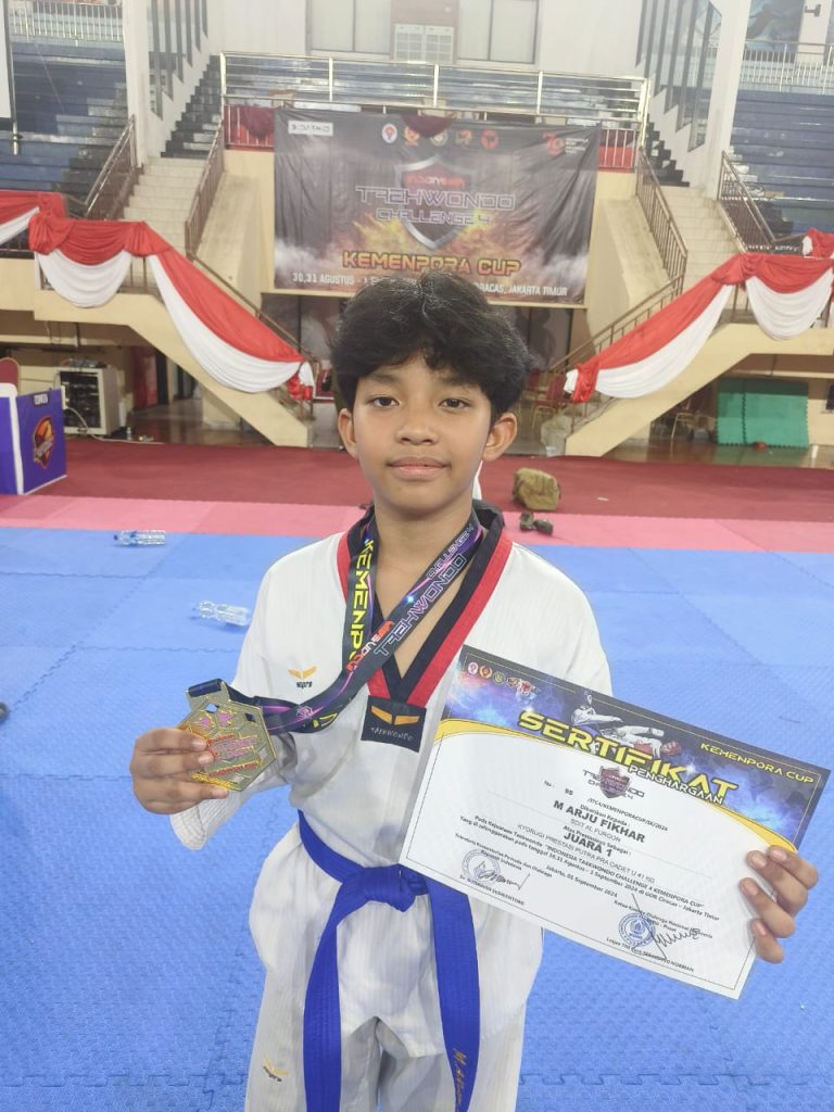 Arju pada Kejuaraan Taekwondo Challenge 4