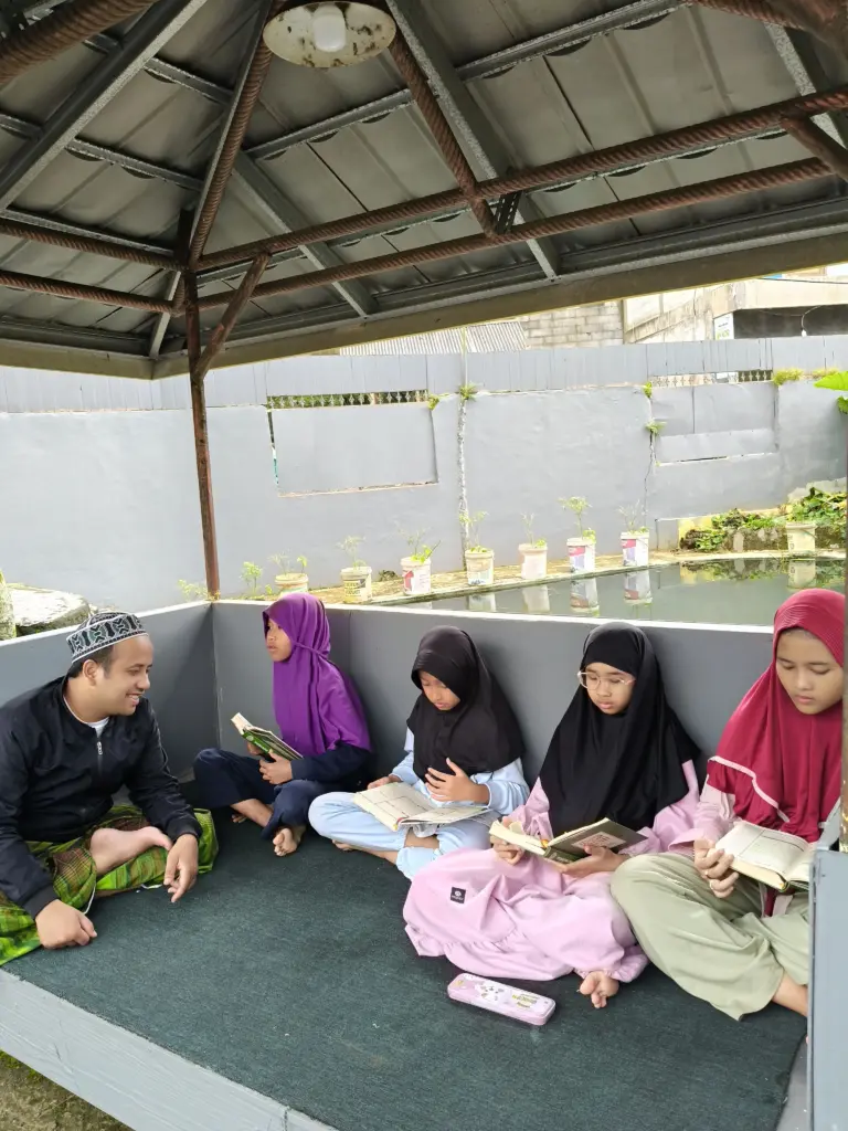 Kelompok Halaqah Ust. Baikuni