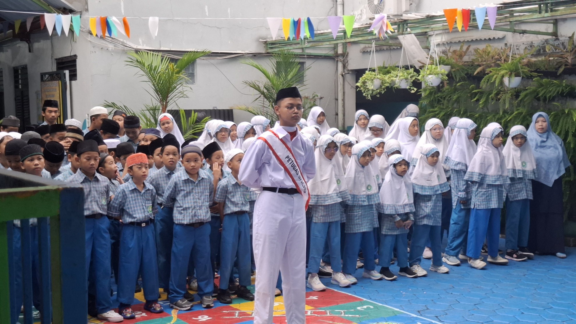 Istirahat ditempat_Upacara Sumpah Pemuda